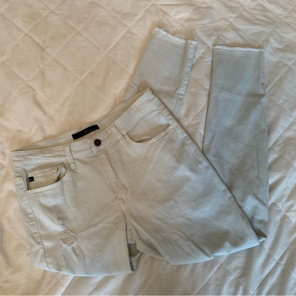 KanCan lightwash distressed Skinny Jeans